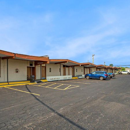 Great Lakes Inn & Suites South Haven Exterior foto