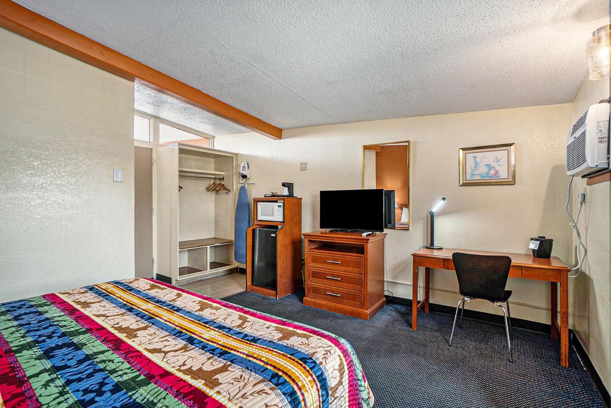 Great Lakes Inn & Suites South Haven Cameră foto