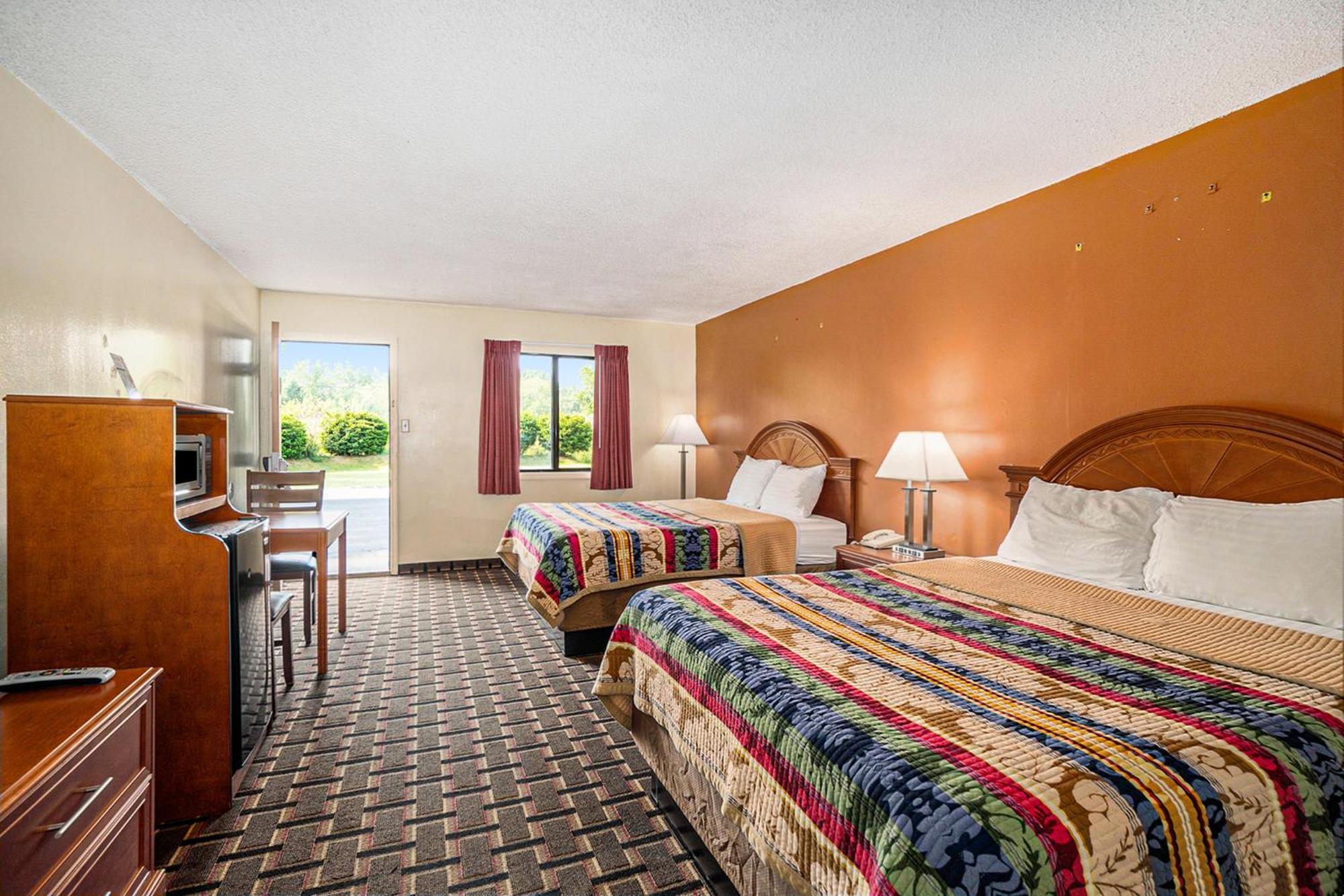 Great Lakes Inn & Suites South Haven Cameră foto